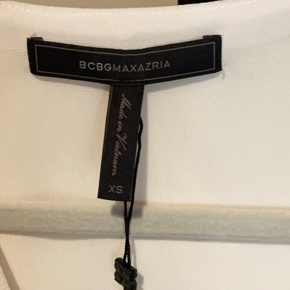 BCBG white gardenia silk pleated sleeve blouse XS - Picture 5 of 5